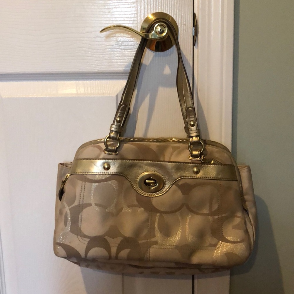 Gold Signature Coach Purse 💛